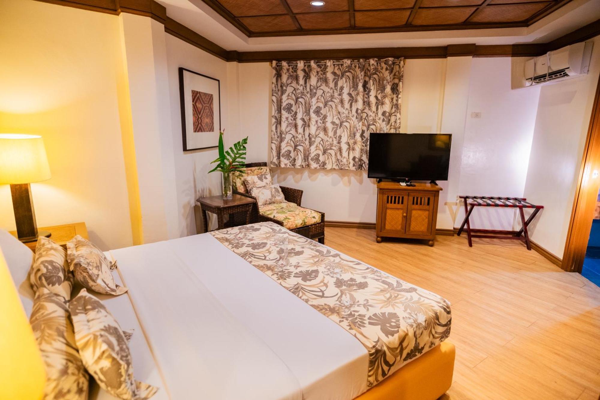 Boracay Tropics Resort Hotel Manoc-Manoc Экстерьер фото