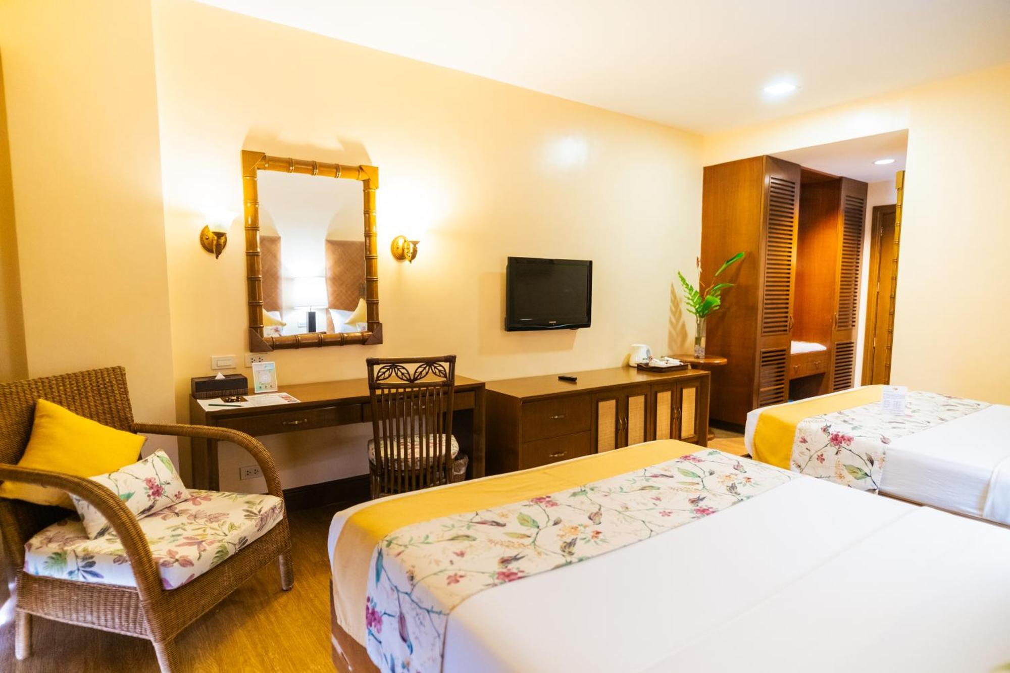 Boracay Tropics Resort Hotel Manoc-Manoc Экстерьер фото