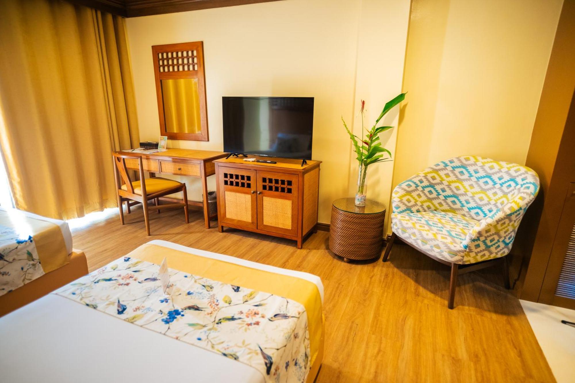 Boracay Tropics Resort Hotel Manoc-Manoc Экстерьер фото